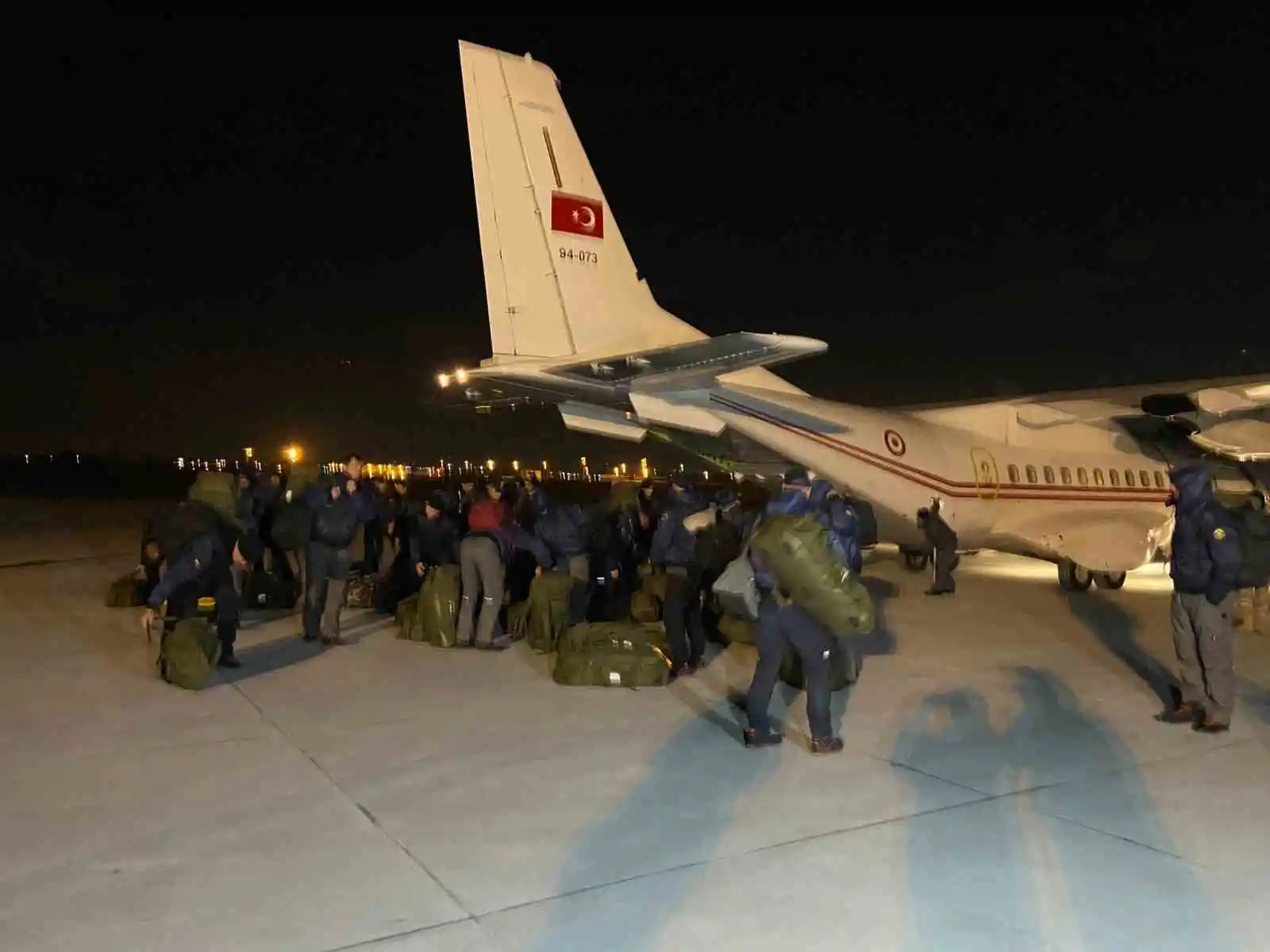 Enkaz çalışmalarına katılan Litvanyalı arama kurtarma ekibi İstanbul’a döndü