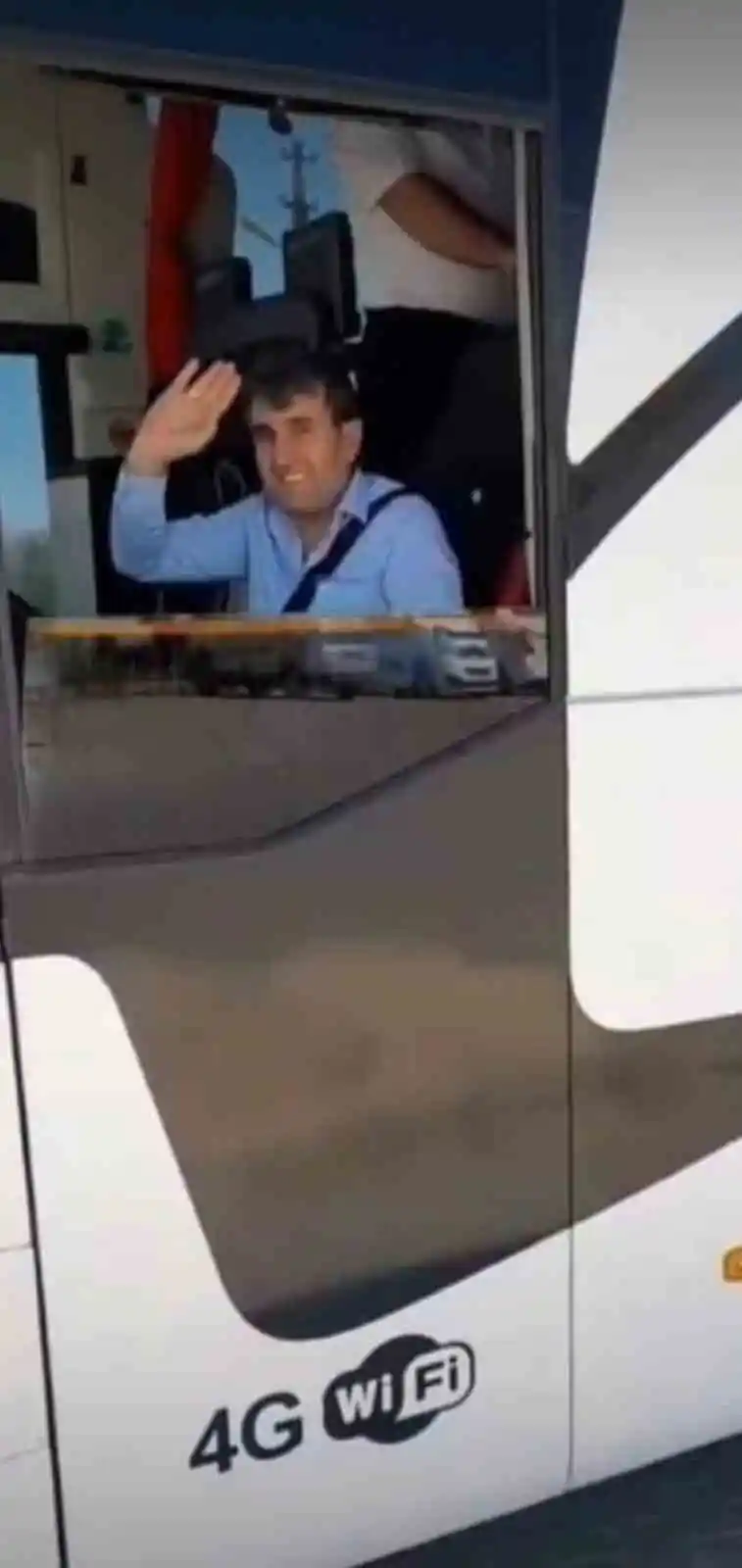 Enkazda kalan 7 çocuk babası Bitlis’te son yolculuğuna uğurlandı