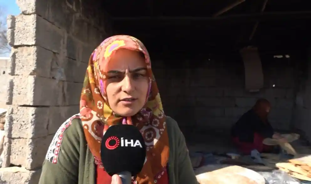 Ercişli kadınlar depremzedeler için kolları sıvadı
