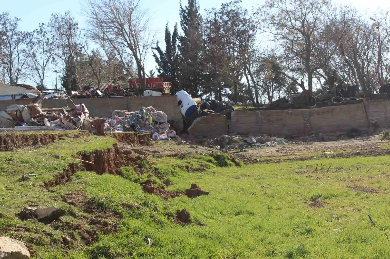 Fay hattı geçtiği yeri savaş alanına çevirdi