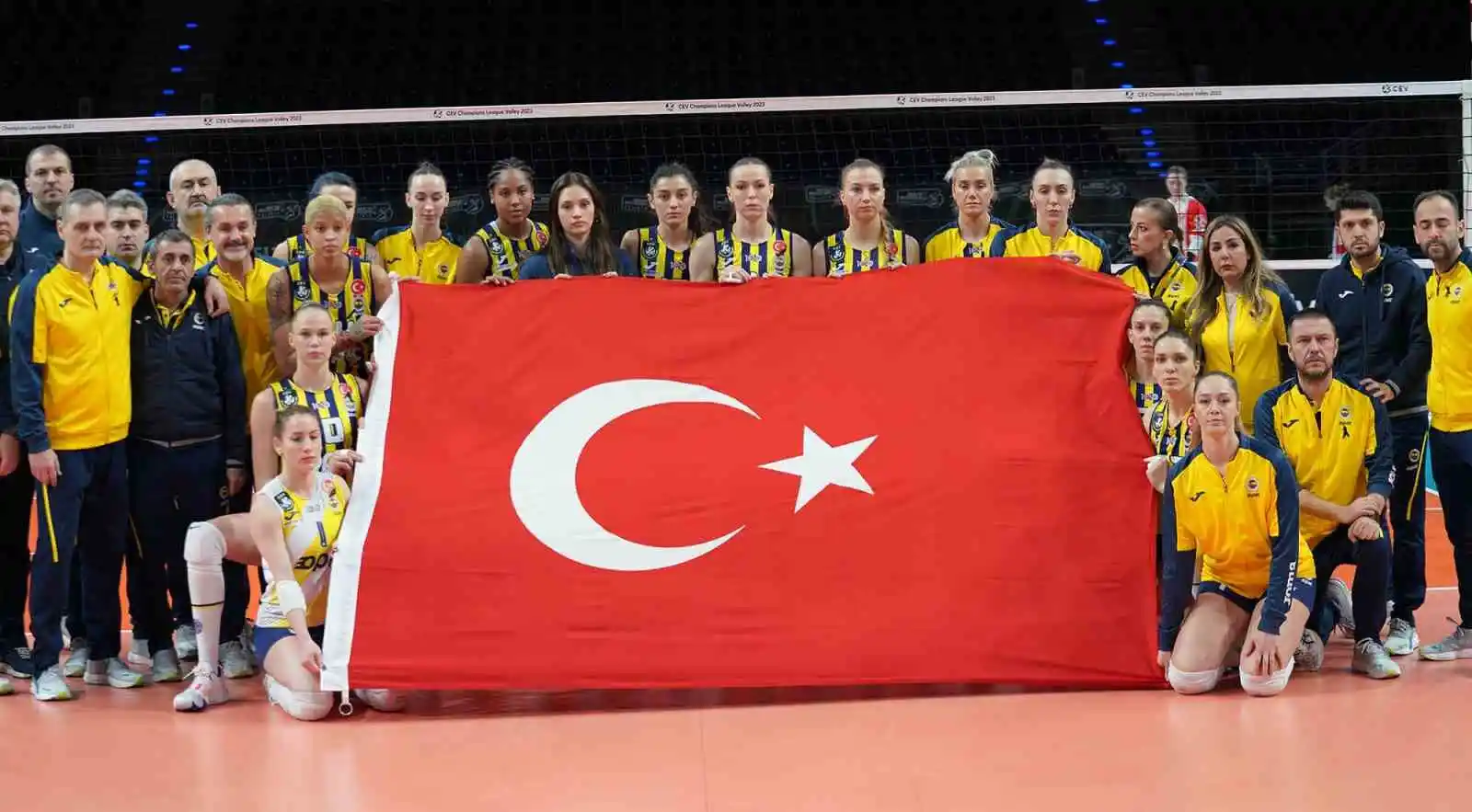 Fenerbahçe Opet, CEV Şampiyonlar Ligi'nde play-off etabına yükseldi
