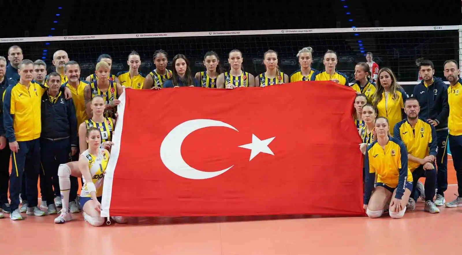 Fenerbahçe Opet, CEV Şampiyonlar Ligi'nde play-off etabına yükseldi