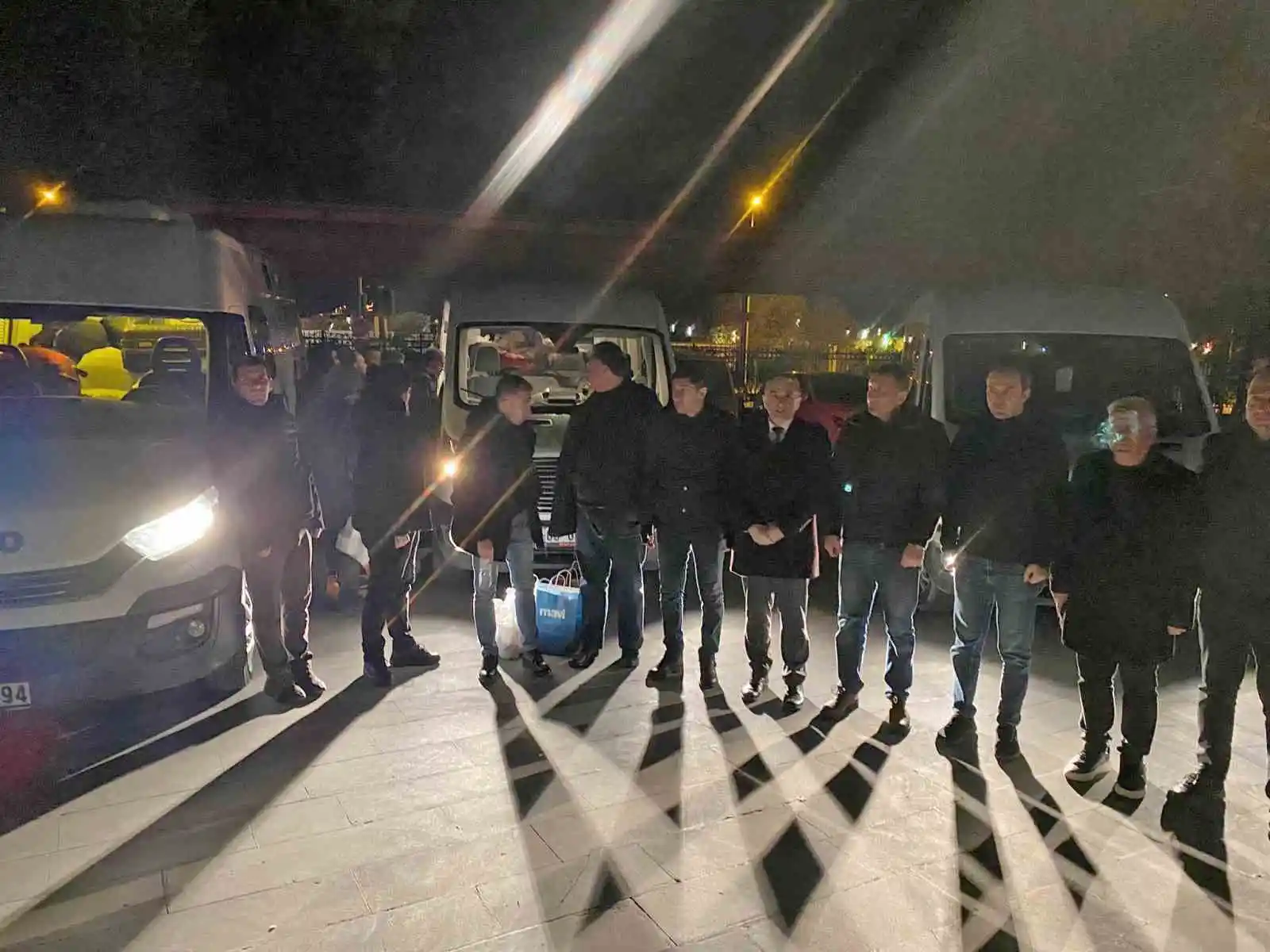 Fethiye Adalet Sarayı’ndan deprem bölgesine 25 kişilik ekip yola çıktı