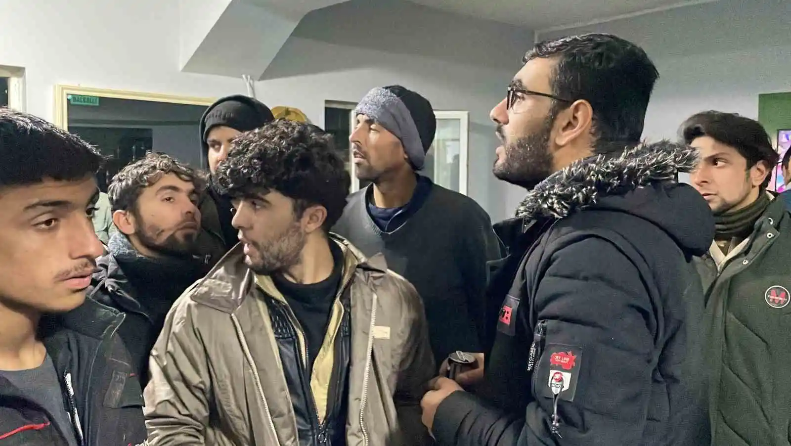Film gibi olay: 200 yabancı uyruklu şahsı İstanbul diye Sakarya’ya getirdi
