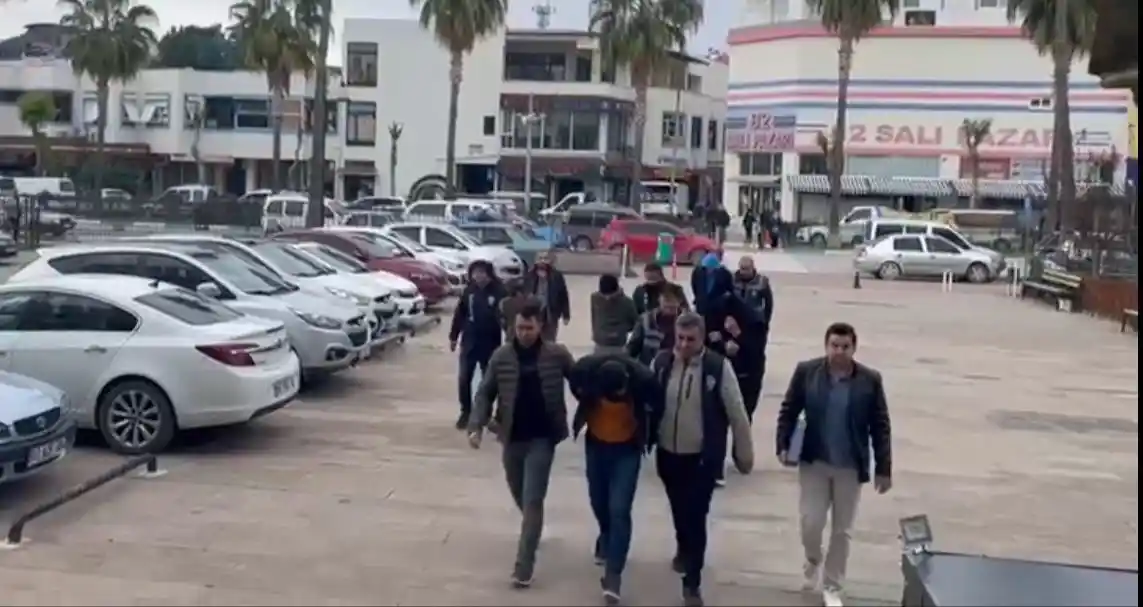 Gazipaşa'da uyuşturucu operasyonunda gözaltına alınan 5 kişi tutuklandı