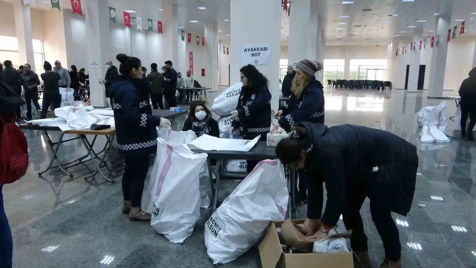 Giresun Belediyesinden depremzedeler için yardım çağrısı