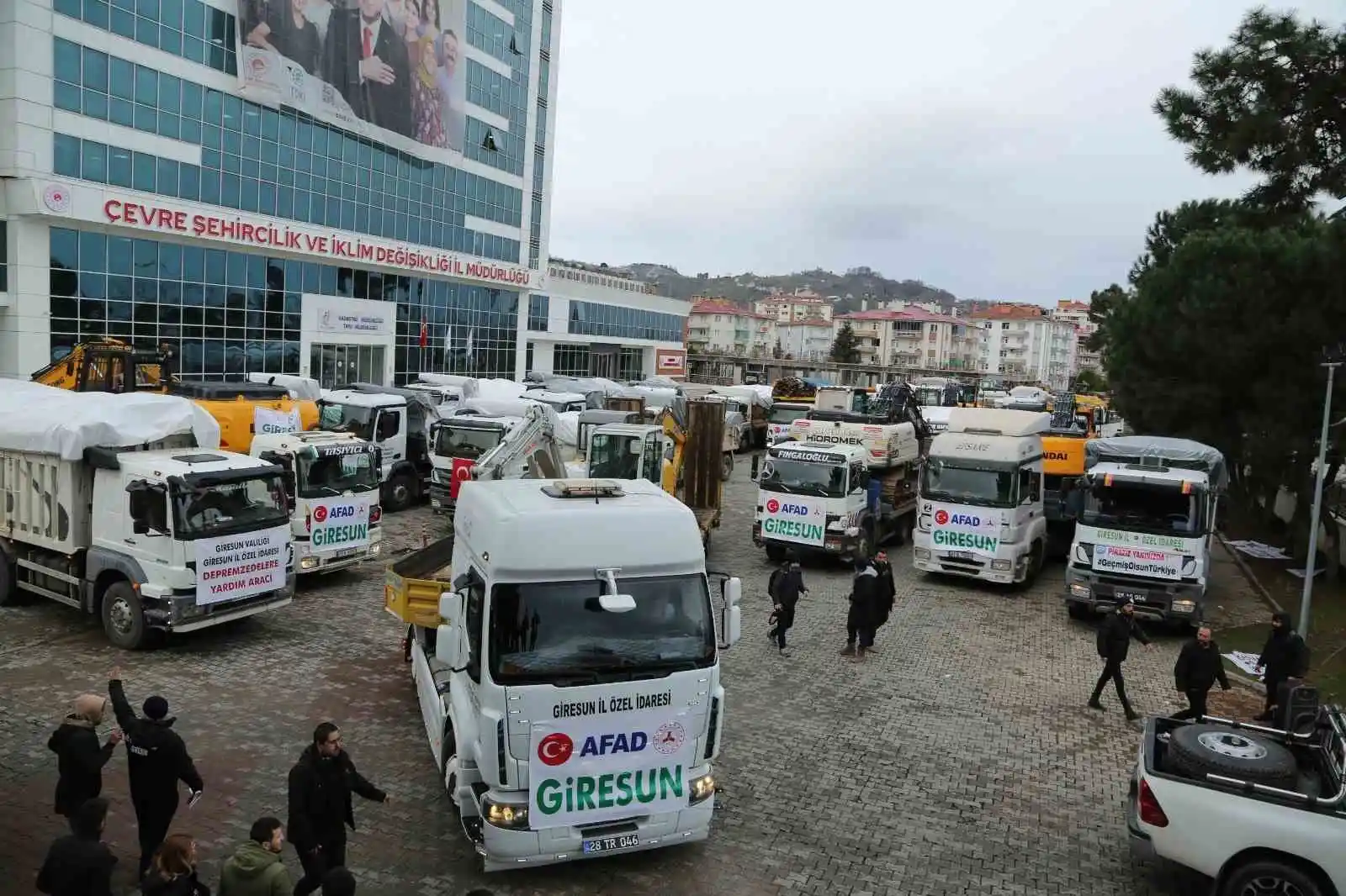 Giresun iş dünyası depremzedeler için seferber oldu