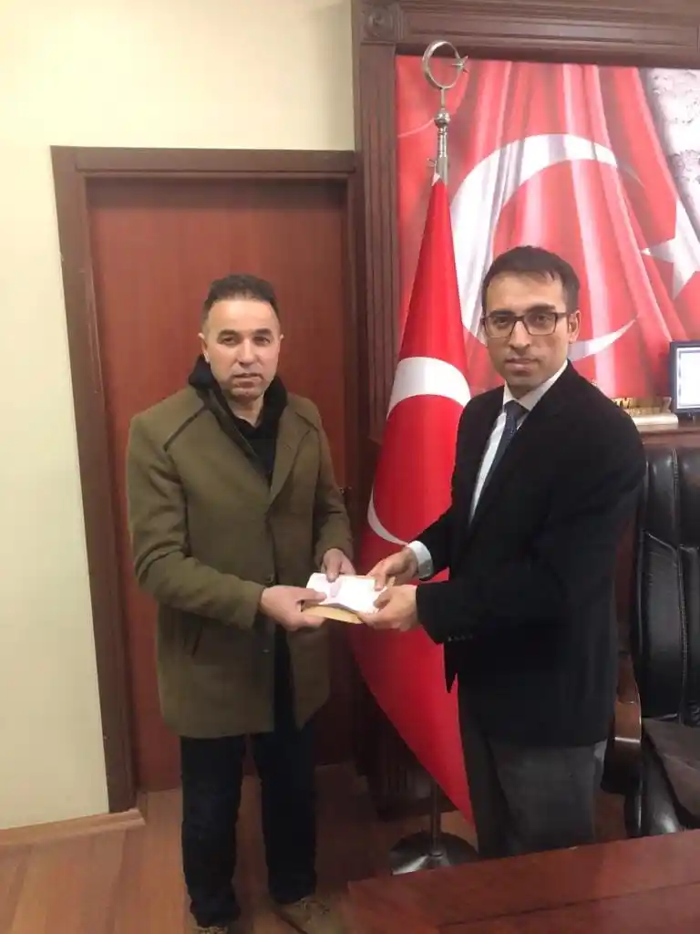 Gözü gibi besleyip büyüttüğü hayvanını depremzedeler için sattı