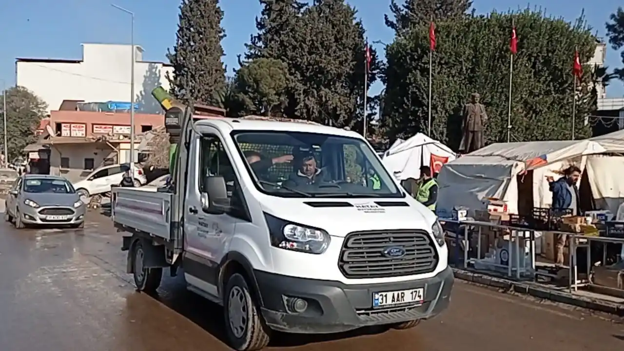 Hatay Kırıkhan'da deprem sonrası dezenfekte çalışması
