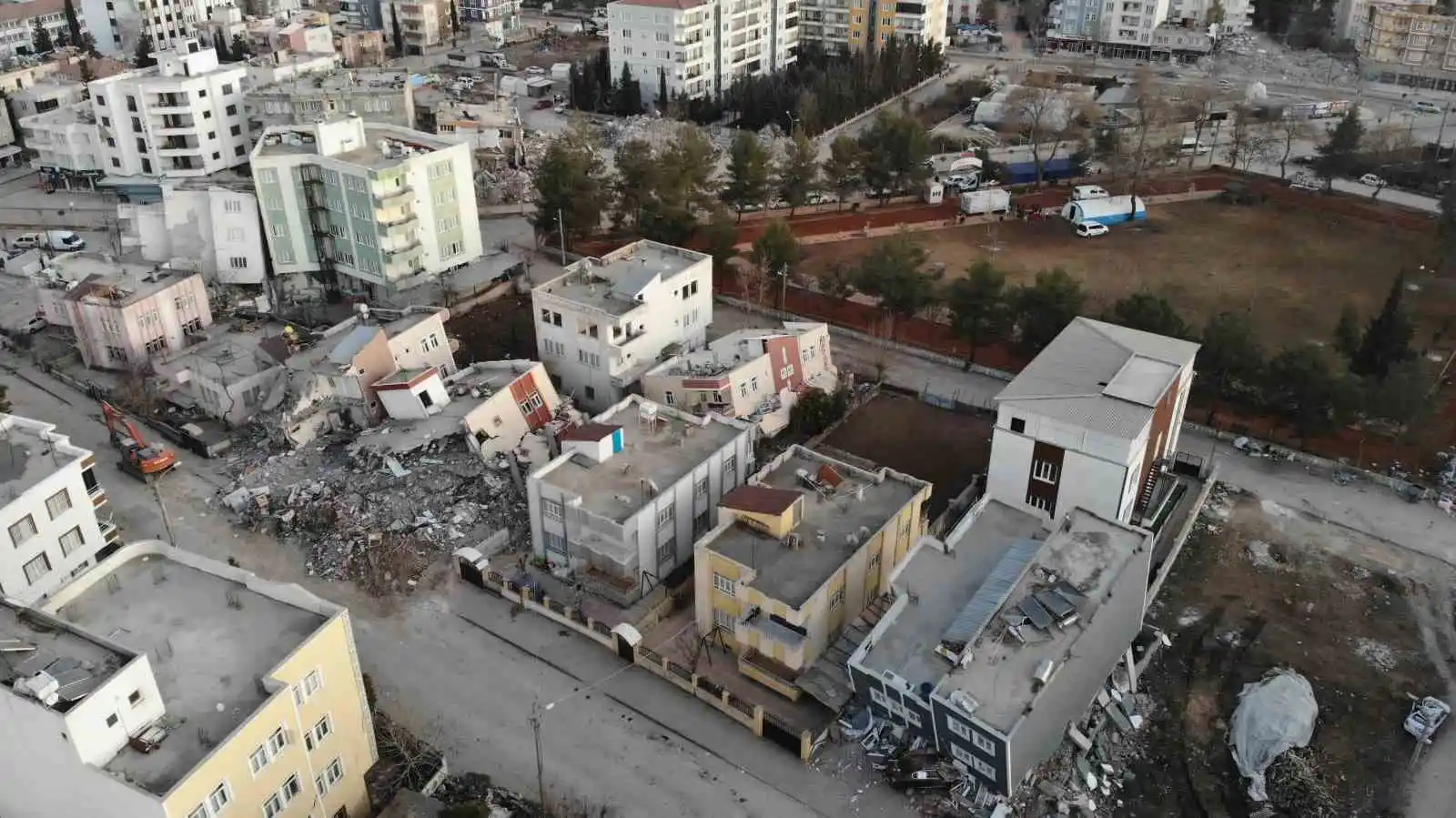 Havadan çekilen görüntüler Adıyaman’daki felaketin büyüklüğünü gözler önüne serdi
