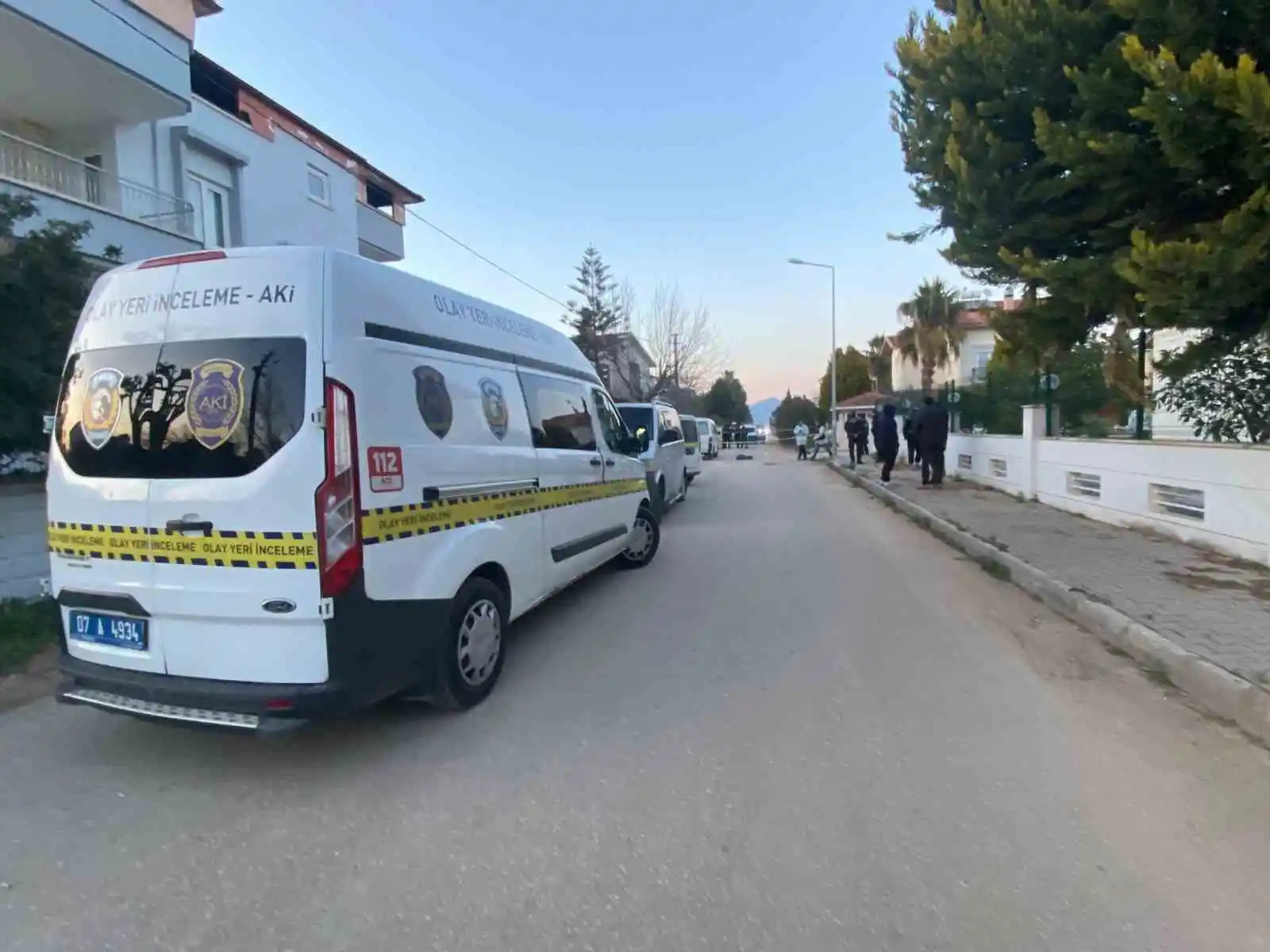 Husumetli olduğu aileyi kurşun yağmuruna tuttu: 1 ölü, 4 yaralı
