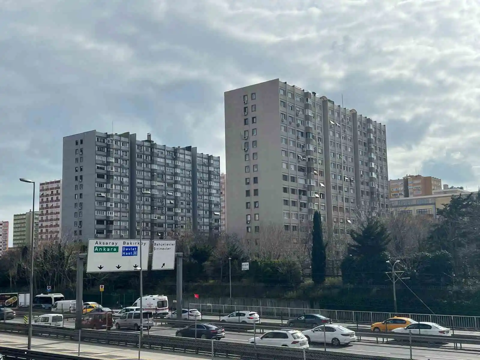 "İnşaatlarda karne şartı ve fenni mesuliyet şartını hayata geçirmemiz gerekiyor"
