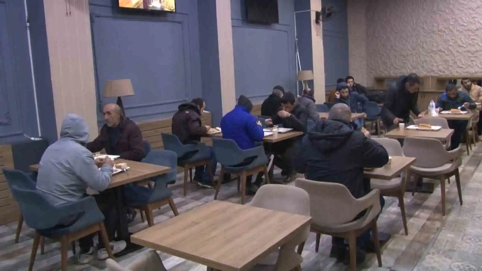 İstanbul Valiliği 618 evsiz vatandaşı otellerde misafir ediyor
