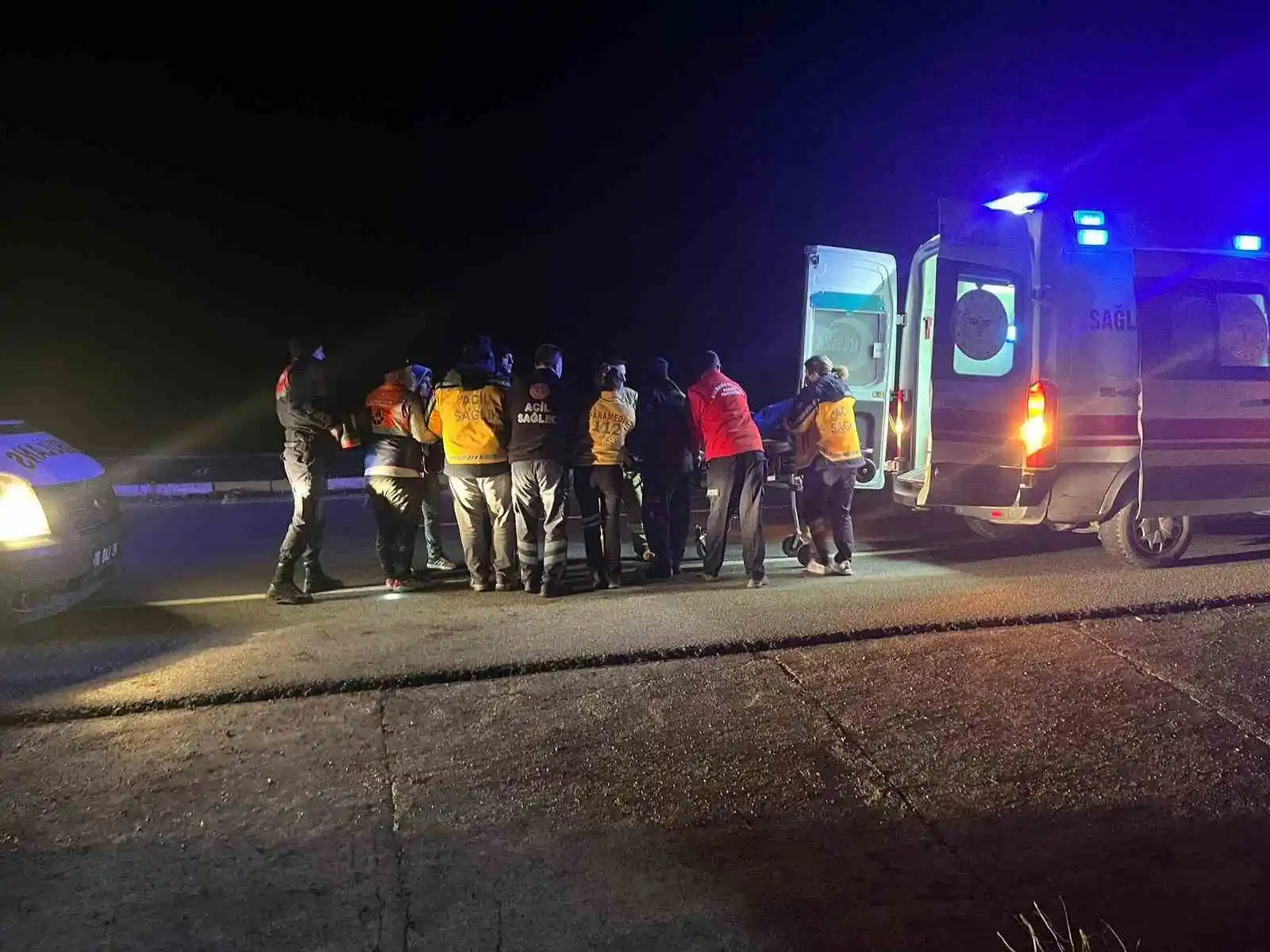 İvrindi'de araç devrildi, 1 kişi hayatını kaybetti