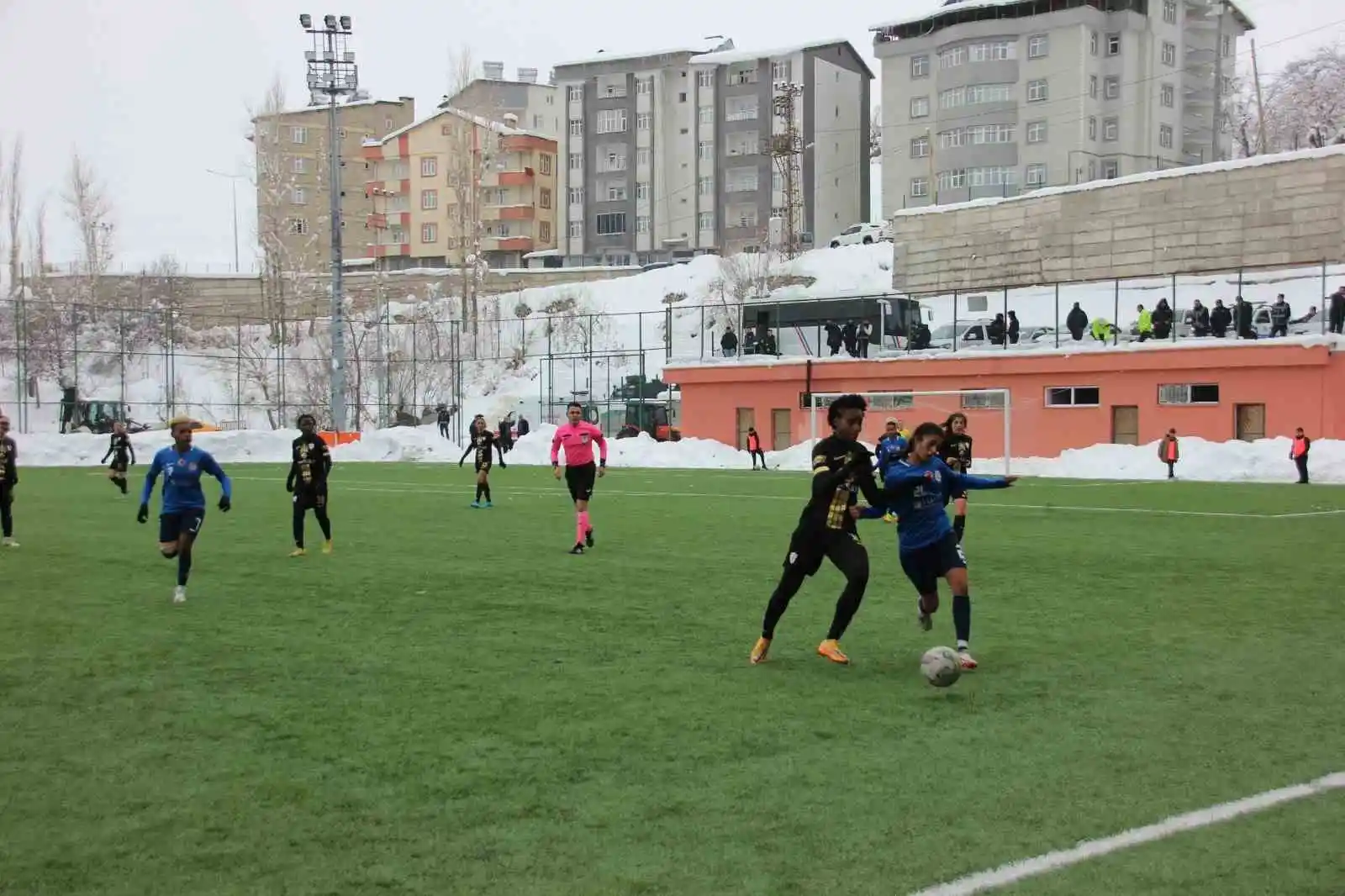 Kadın Futbol Süper Ligi: Hakkarigücü: 0 - Antep ALG: 3