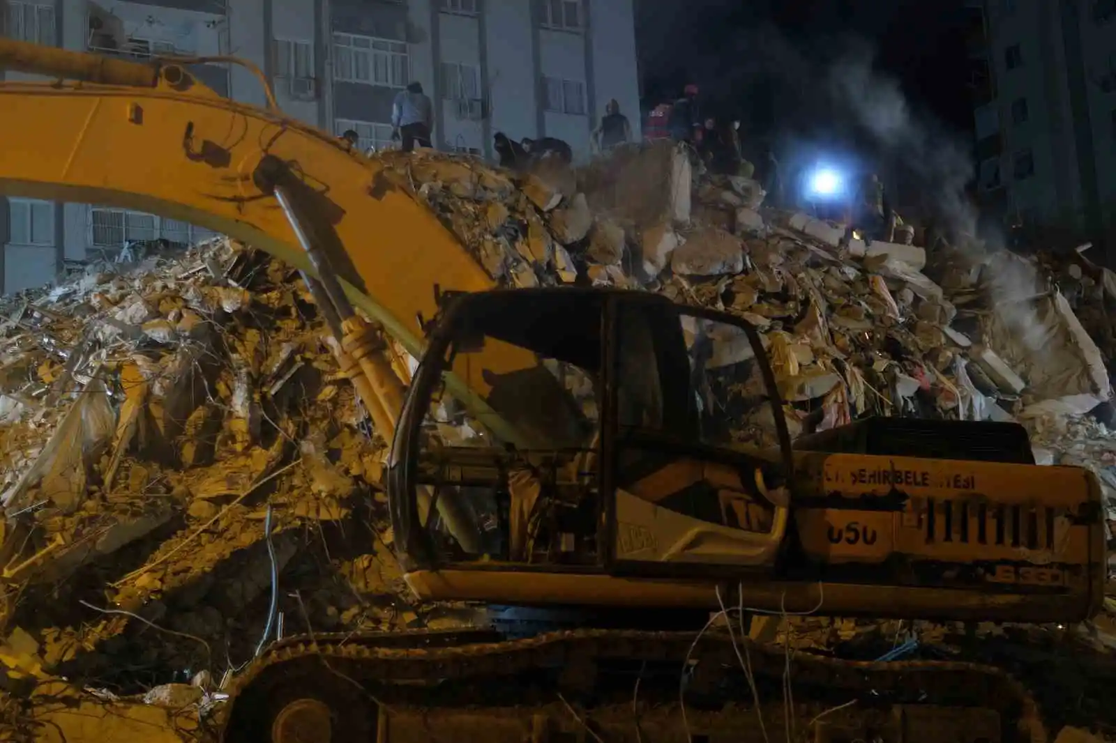 Kahramanmaraş merkezli olarak gerçekleşen deprem neticesinde Adana’da 109 kişi hayatını kaybetti, 1500 kişinin ise yaralı olduğu öğrenildi.