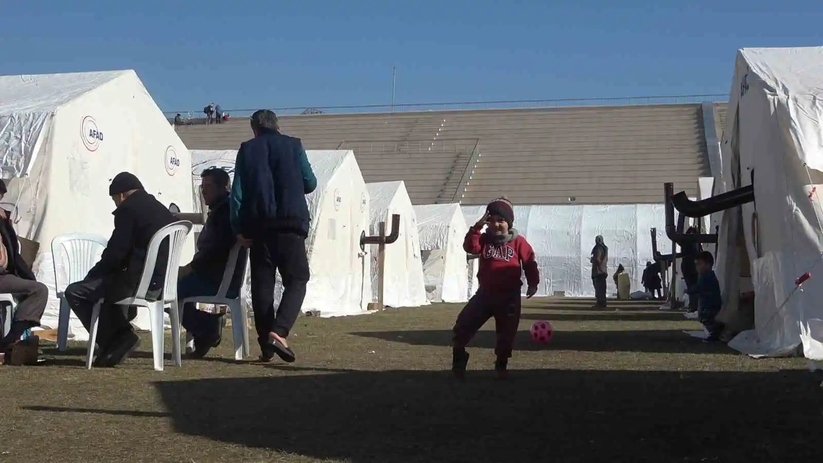 Kahramanmaraş’taki çadır kentlerde hayat normale dönmeye başladı
