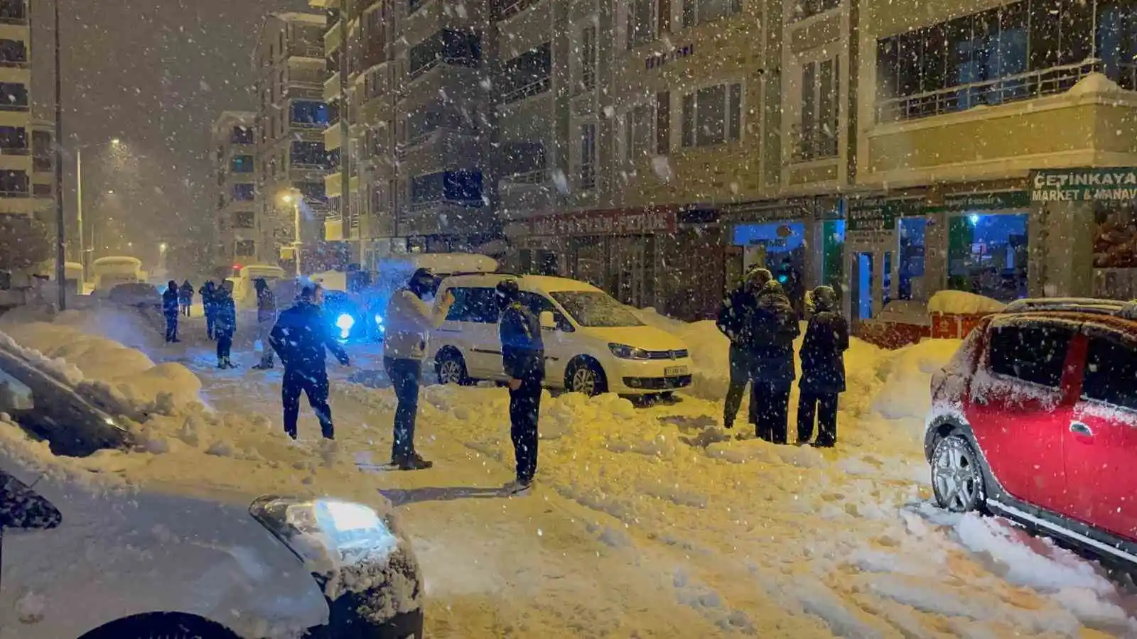 Kahramanmaraş’taki deprem Bitlis’te de şiddetli bir şekilde hissedildi