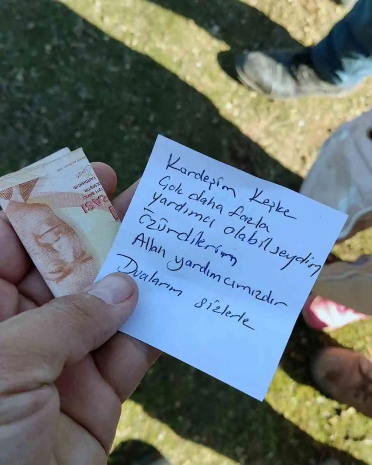 ‘Kardeşim, keşke daha çok yardımcı olabilseydim, özür dilerim”