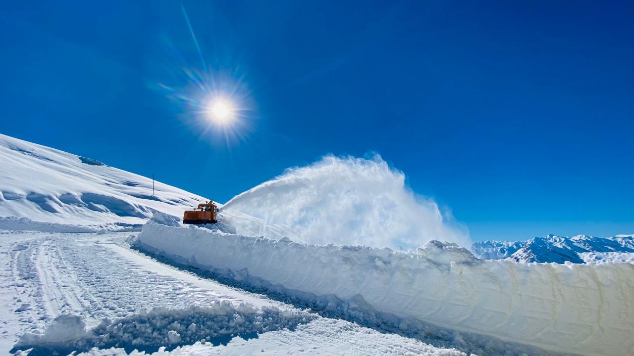 Kars'ta 178 köy yolu ulaşıma kapandı