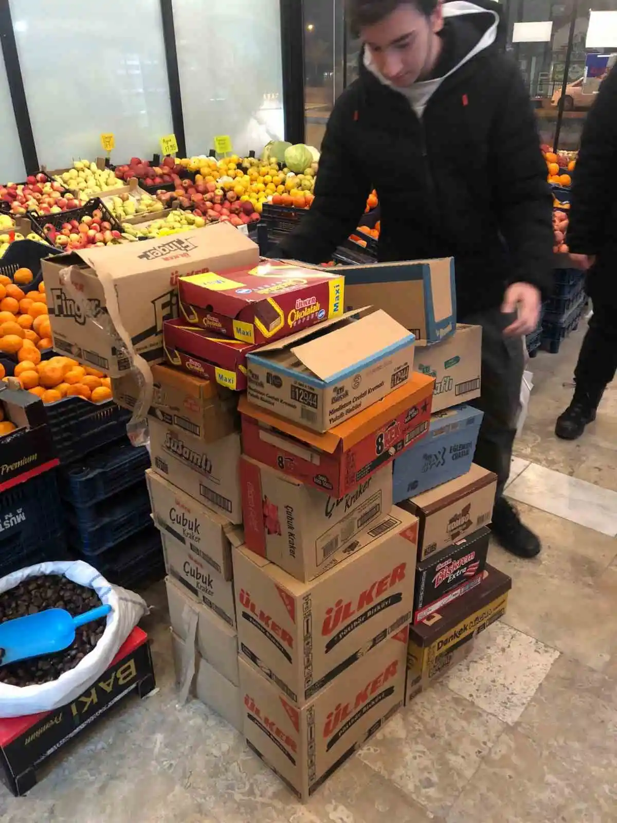 Kastamonu sanatçıları depremzedeler için seferber oldu