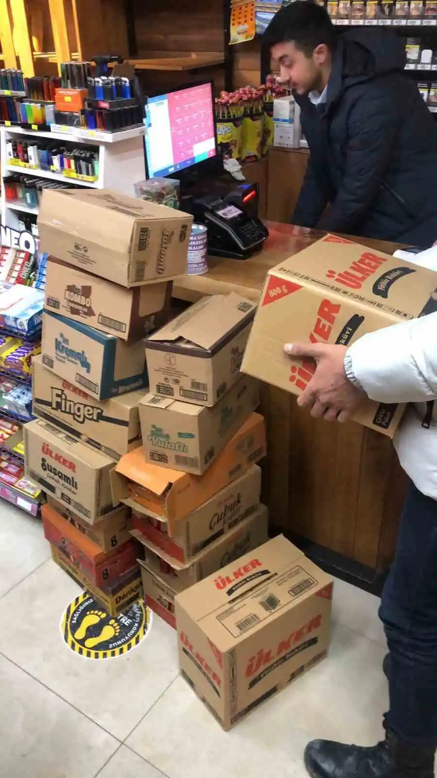 Kastamonu sanatçıları depremzedeler için seferber oldu