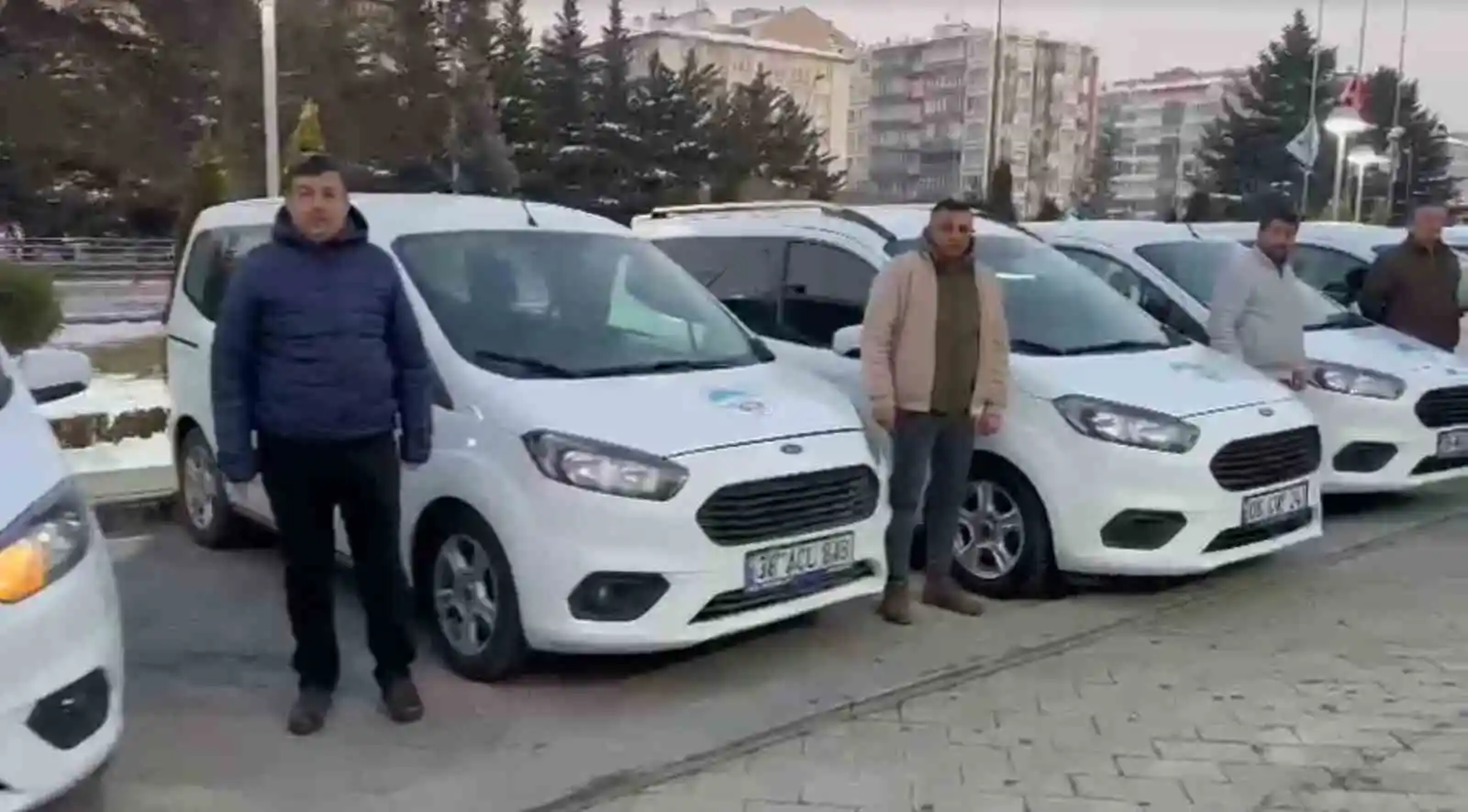 Kayseri Büyükşehir’den deprem bölgesine 10 araç desteği daha
