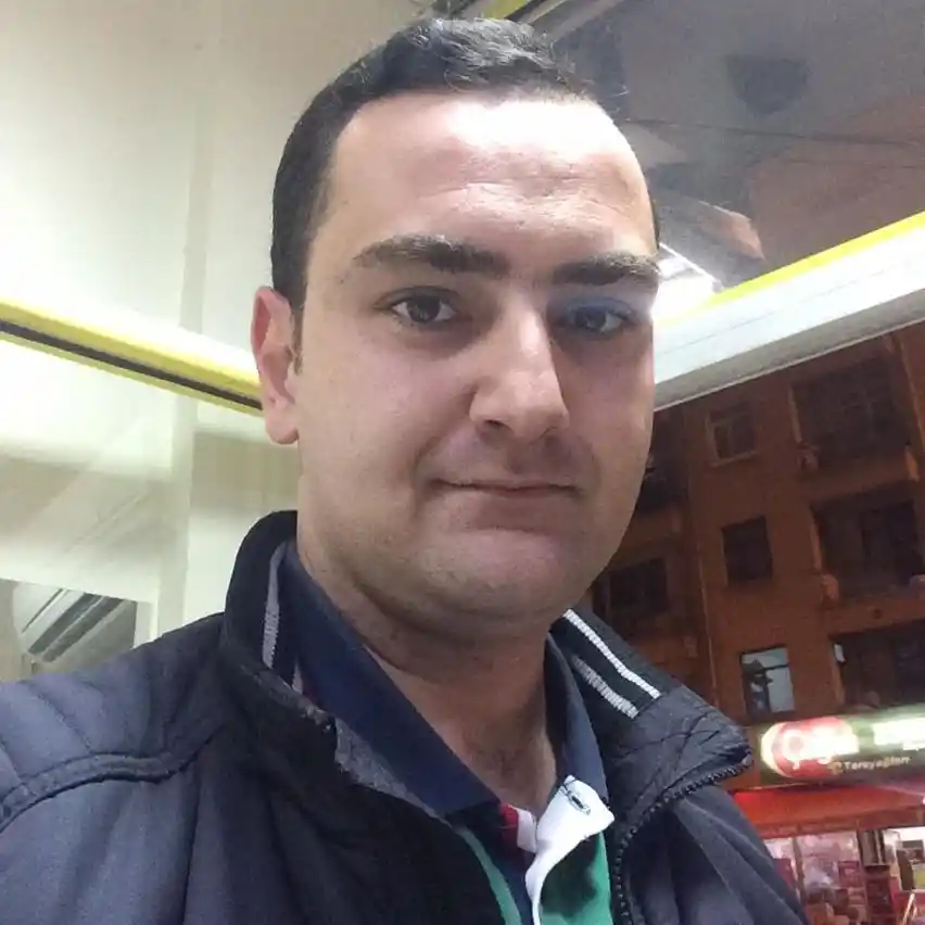 Kaza yapan gelin arabasındaki damat hayatını kaybetti