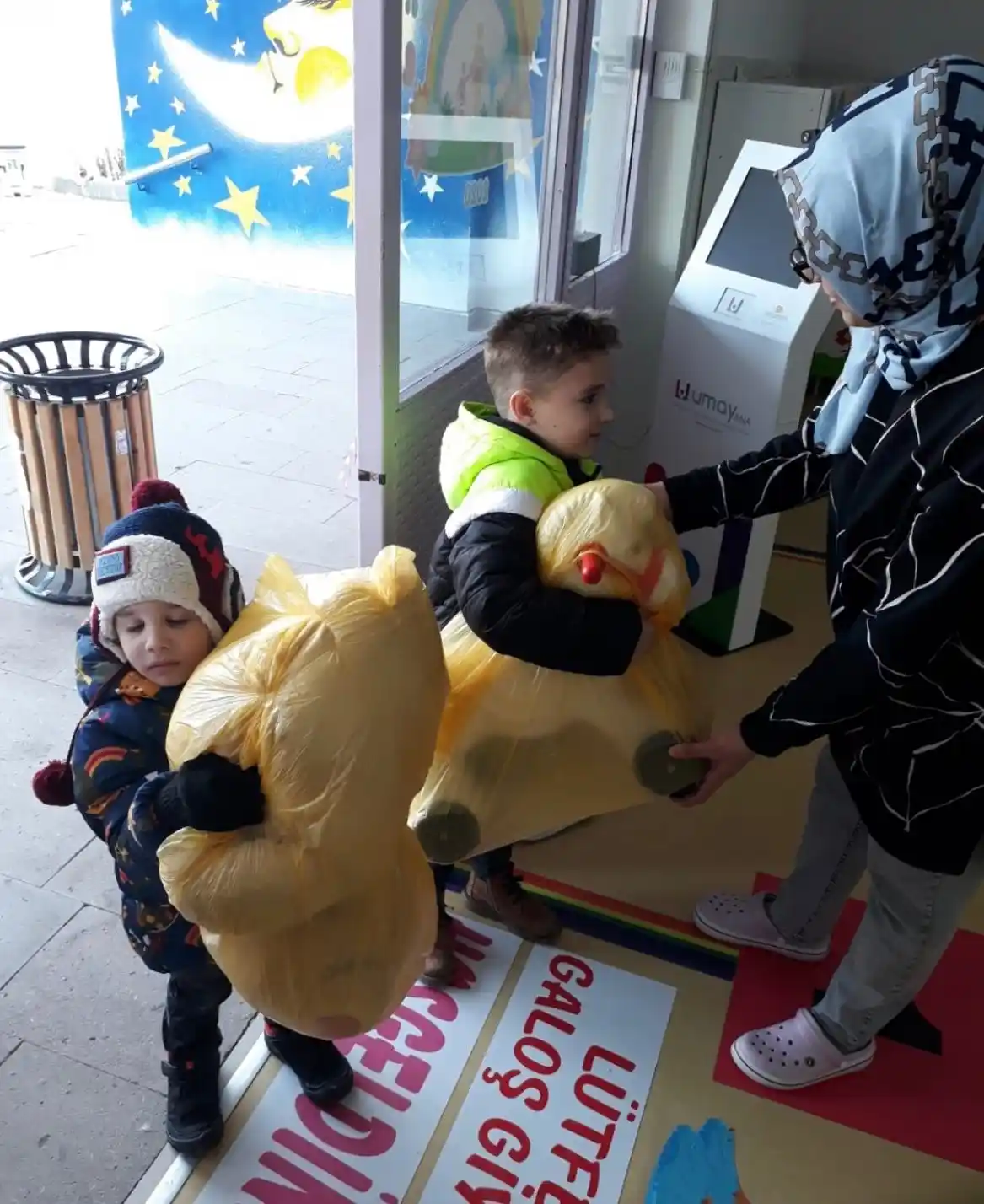 Kendileri küçük, yürekleri kocaman