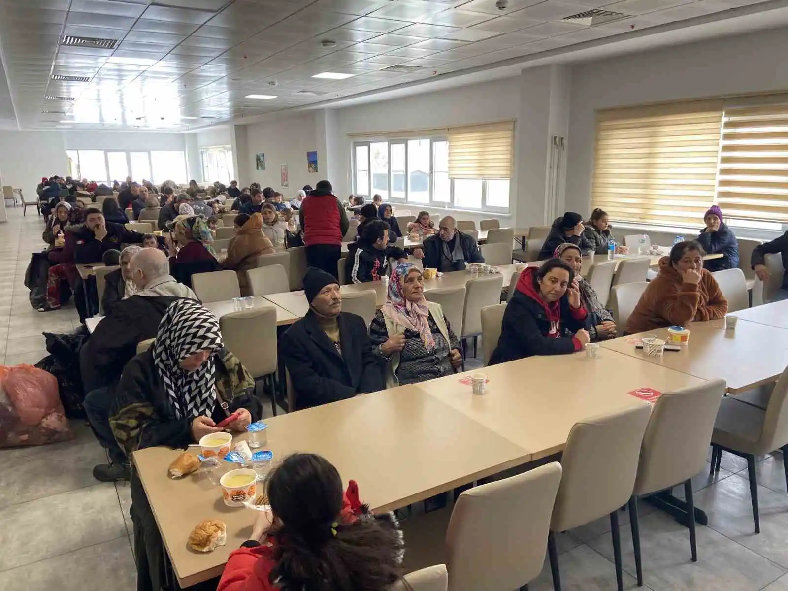 Konya'da 6 bin 250 depremzede misafir ediliyor