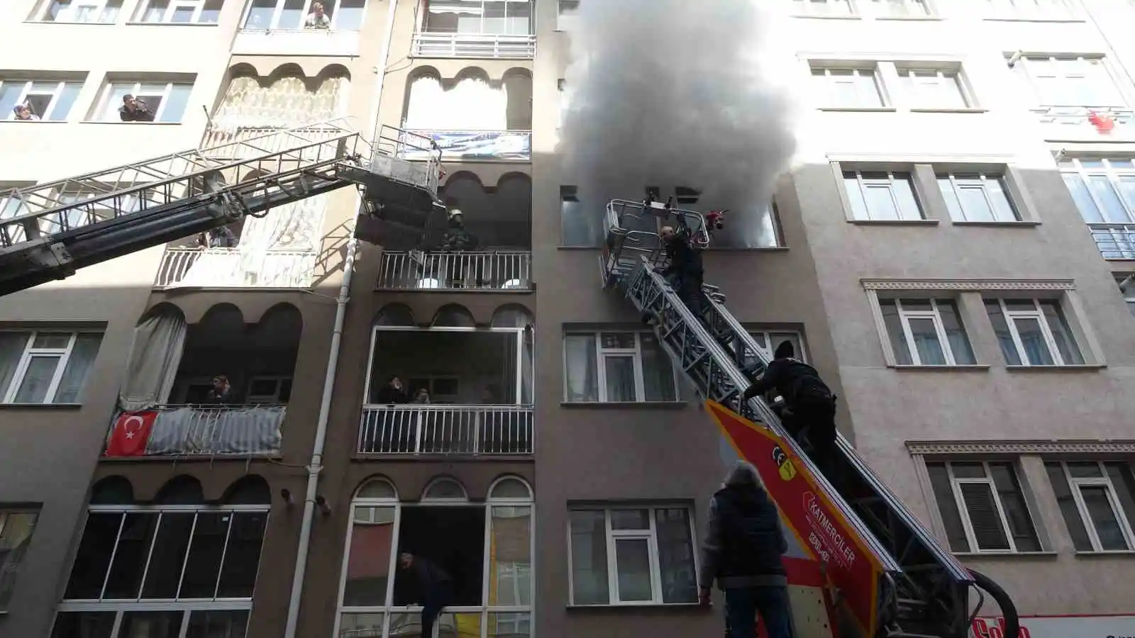 Kütahya’da korkutan yangın