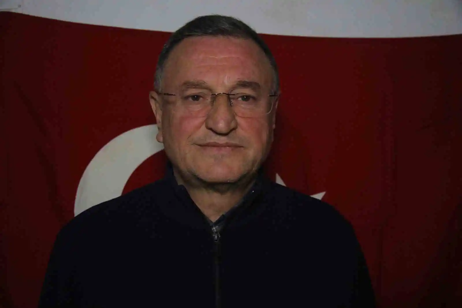 Lütfü Savaş: "Burayı ayağa kaldırmadan ne görevimizden ayrılırız ne de Hatay'ı terk ederiz"