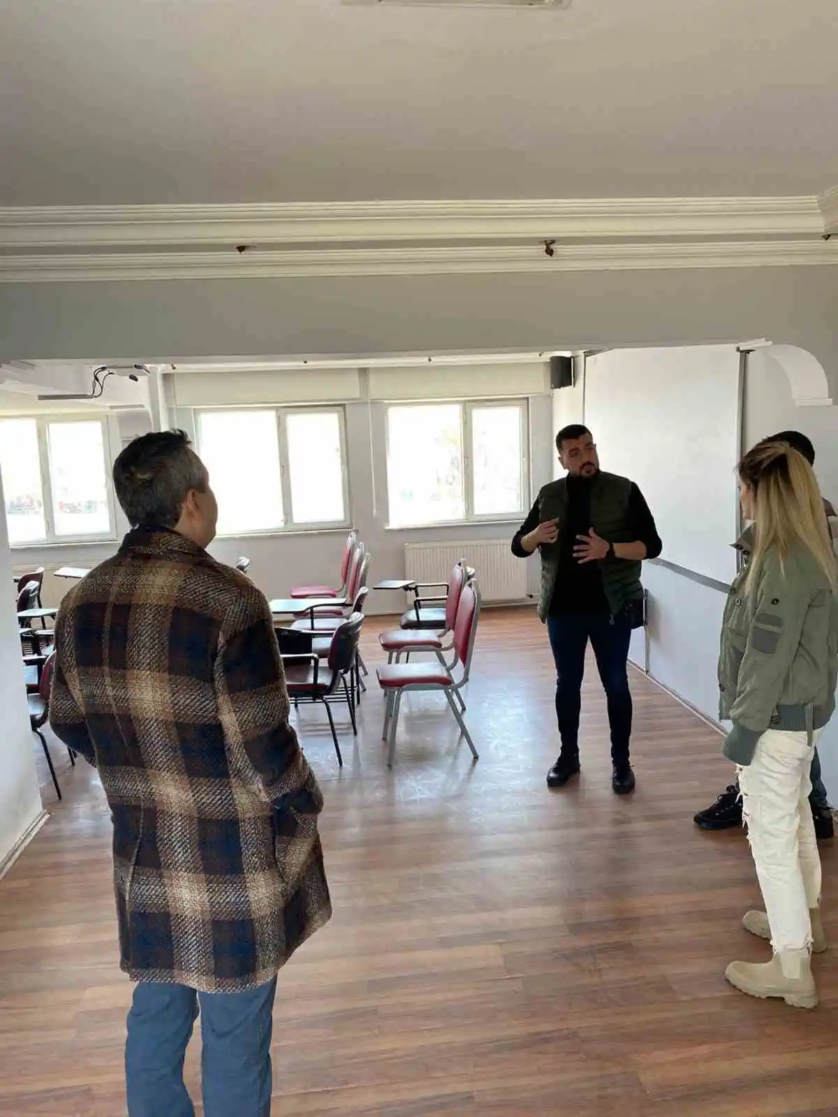 Manisaspor’un tesisleri depremzedeler için yenileniyor