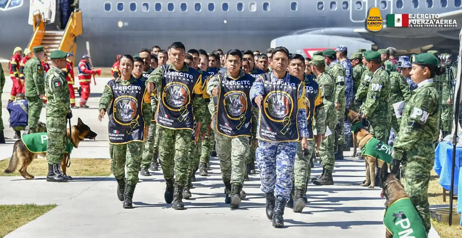 Meksikalı kurtarma ekipleri ülkelerine ulaştı