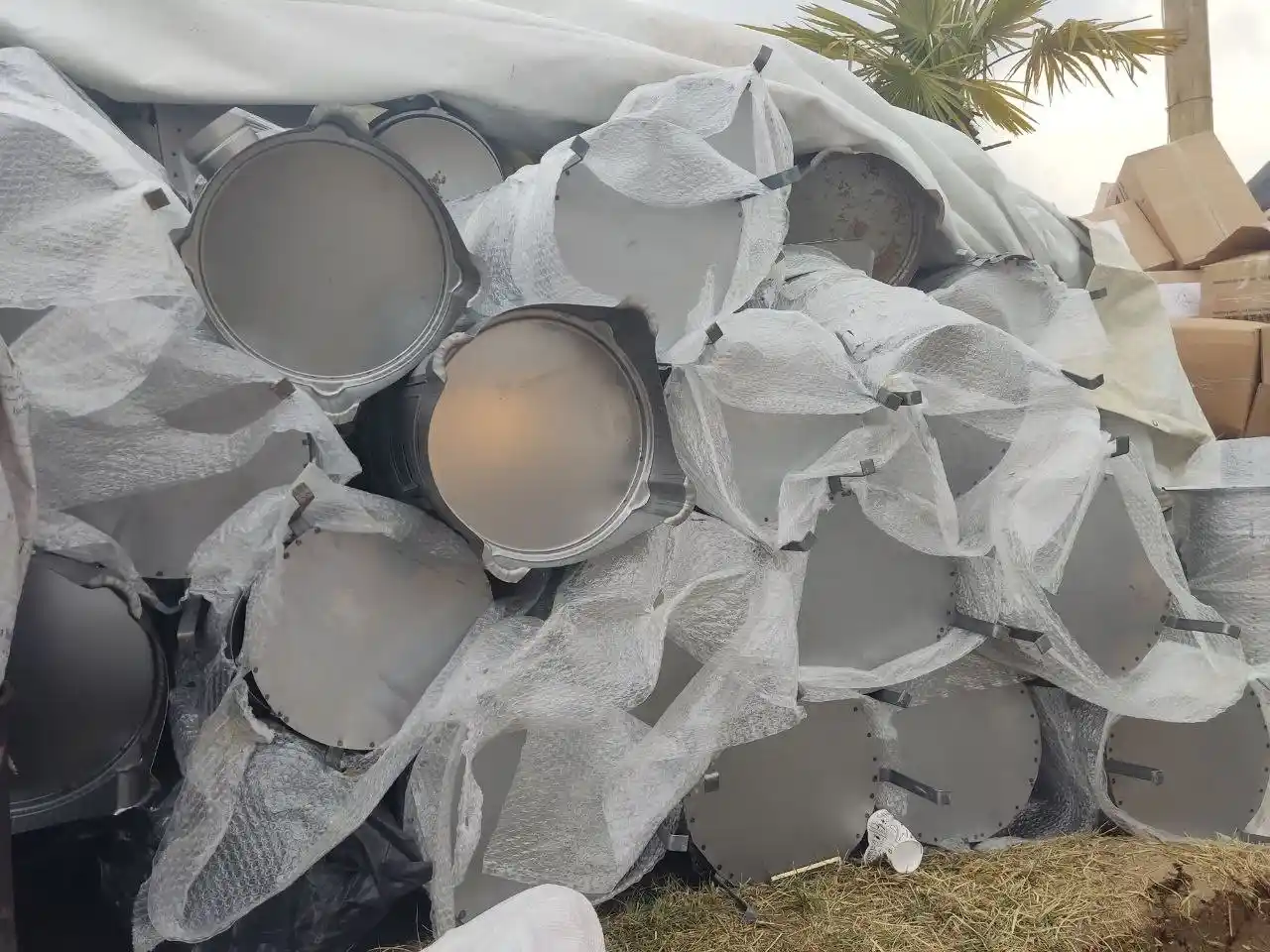 Meslek liselerince depremzedeler için üretilen ürünler çadır kentlerde
