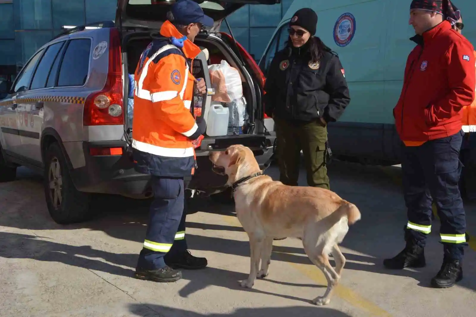 Midilli Adası’ndan Ayvalık’a gelen Yunan arama kurtarma timleri Kahramanmaraş’a gitti