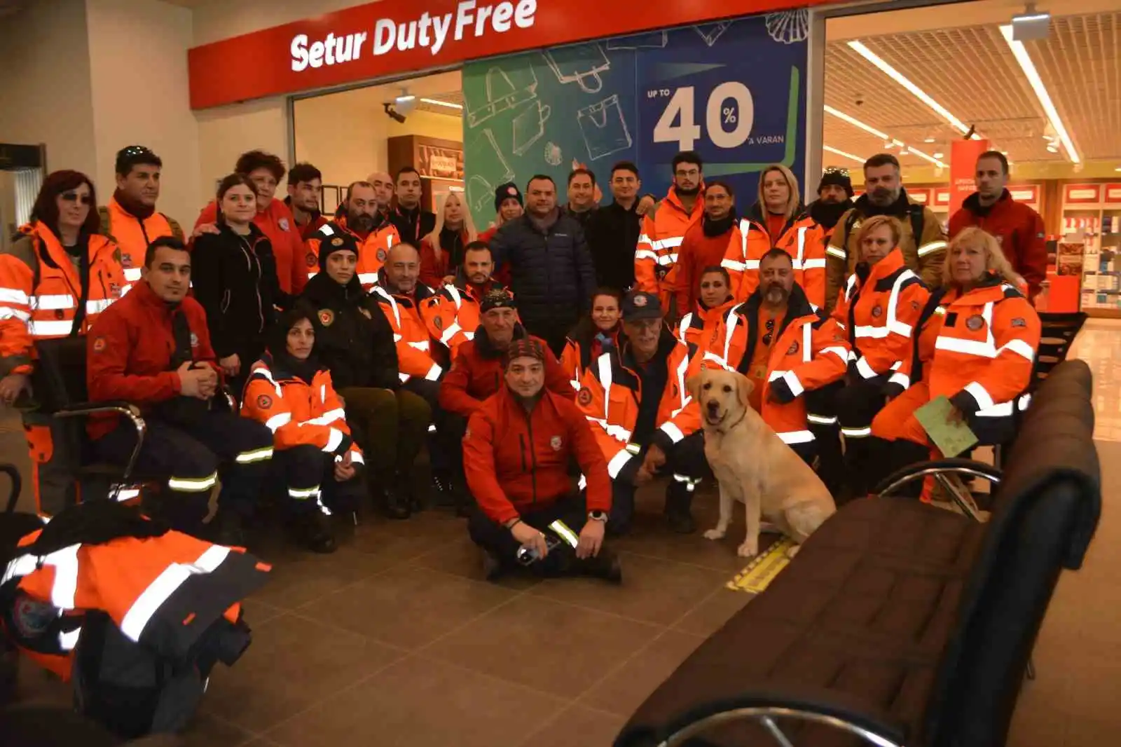 Midilli Adası’ndan Ayvalık’a gelen Yunan arama kurtarma timleri Kahramanmaraş’a gitti
