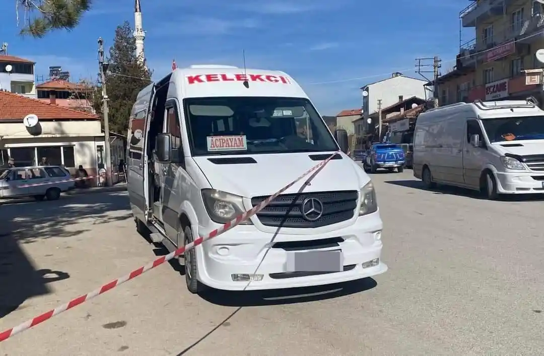 Minibüste ölen yaşlı adamın kimliği belli oldu
