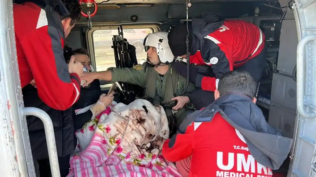 MSB: “Hava araçlarıyla aralıksız şekilde yardım ve tahliye görevine devam ediyoruz”