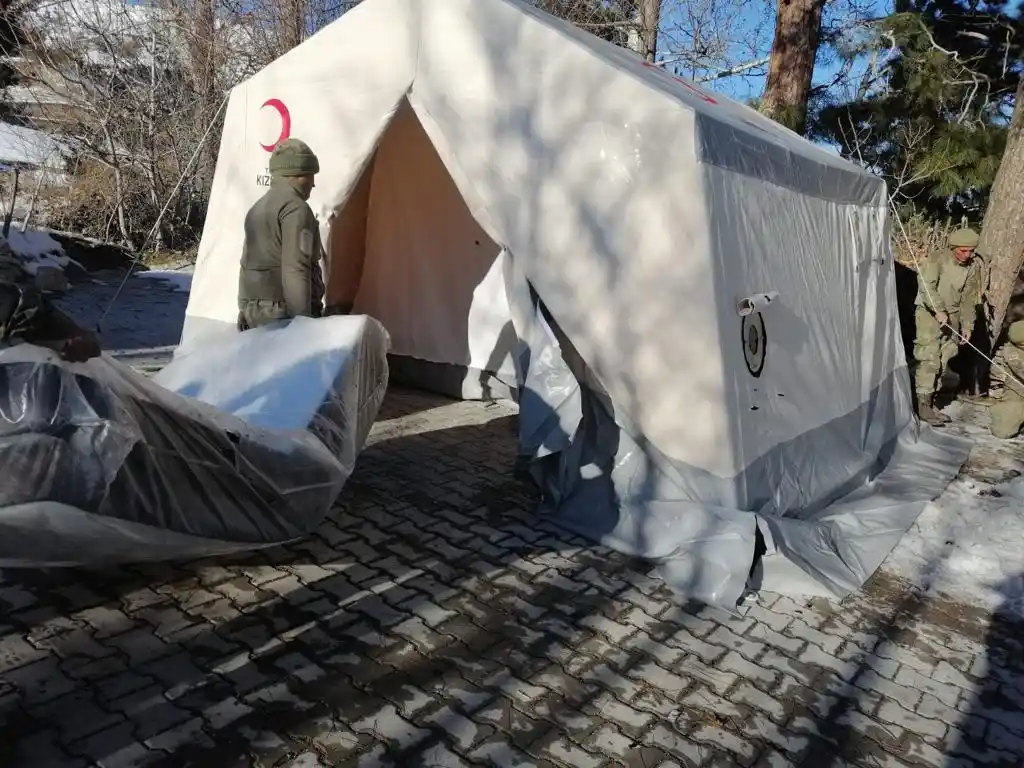 MSB: "Kahramanmaraş'ta şehit ailesi için çadır kuruldu"

