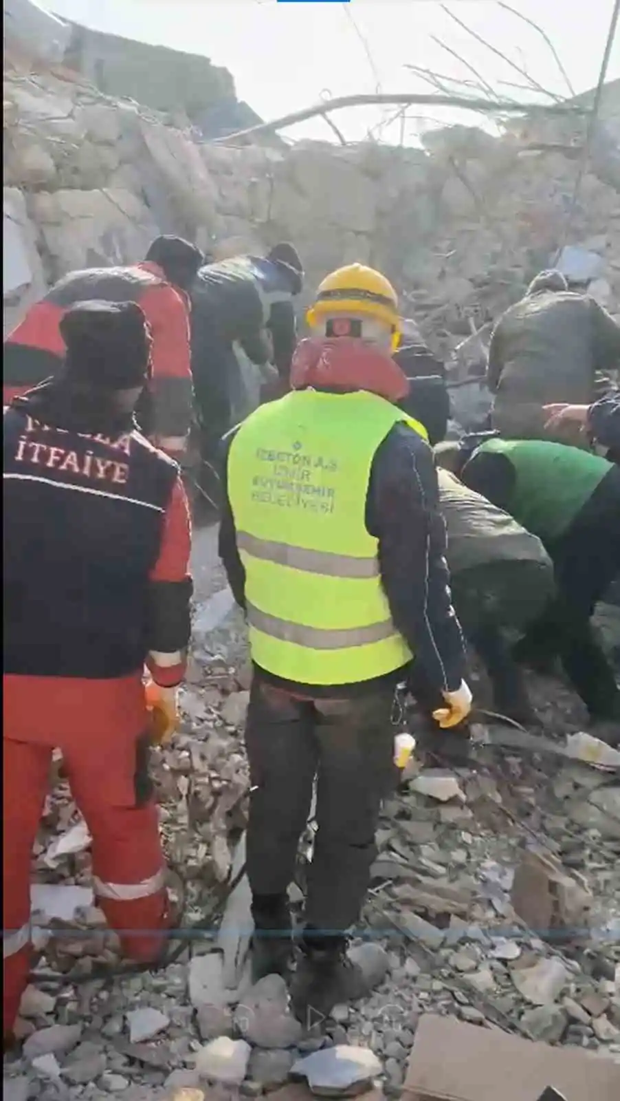 Muğla itfaiyesi Hatay’da 151 saat sonra can kurtardı