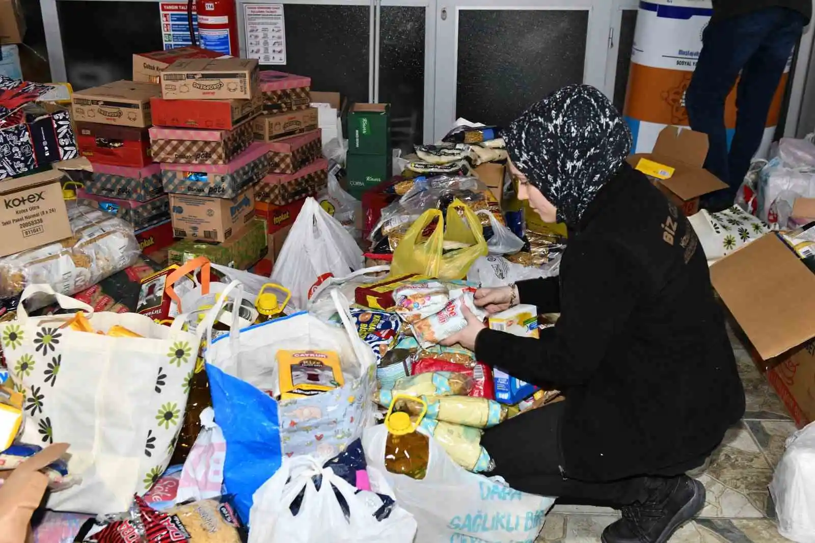 Mustafakemalpaşa'da deprem seferberliği sürüyor