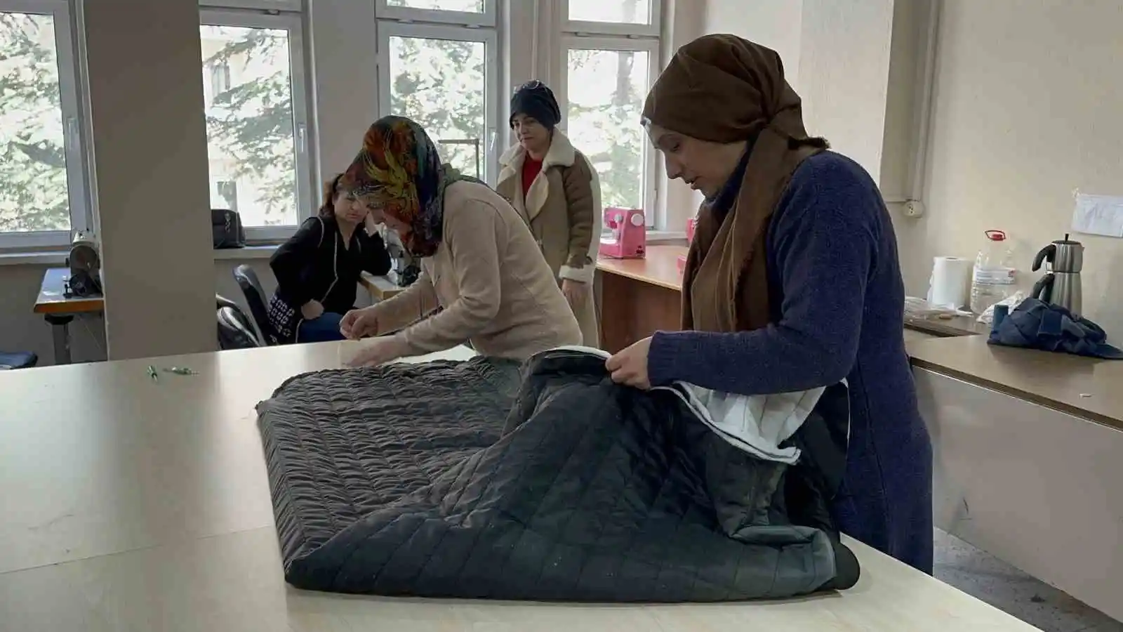 Niğde’den yardımlar devam ediyor