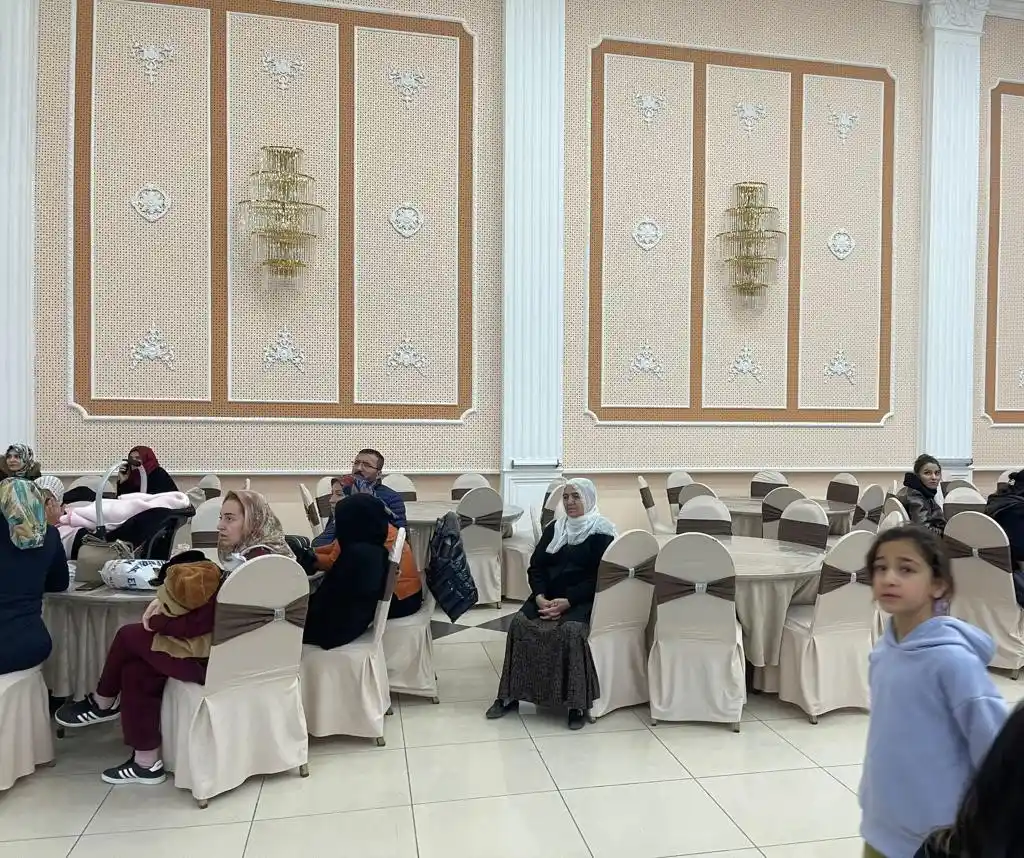 Nusaybin'de depremden korkan vatandaşlar sokağa çıktı