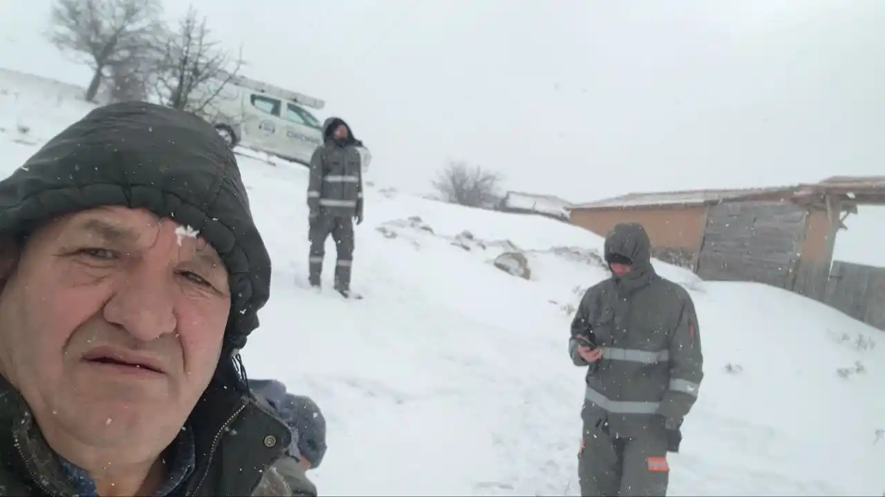OEDAŞ ekipleri eksi 20 derece soğukta arızayı giderdi