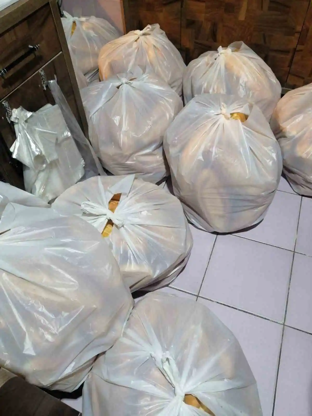 Pertek’ten deprem bölgesine günde 10 bin ekmek