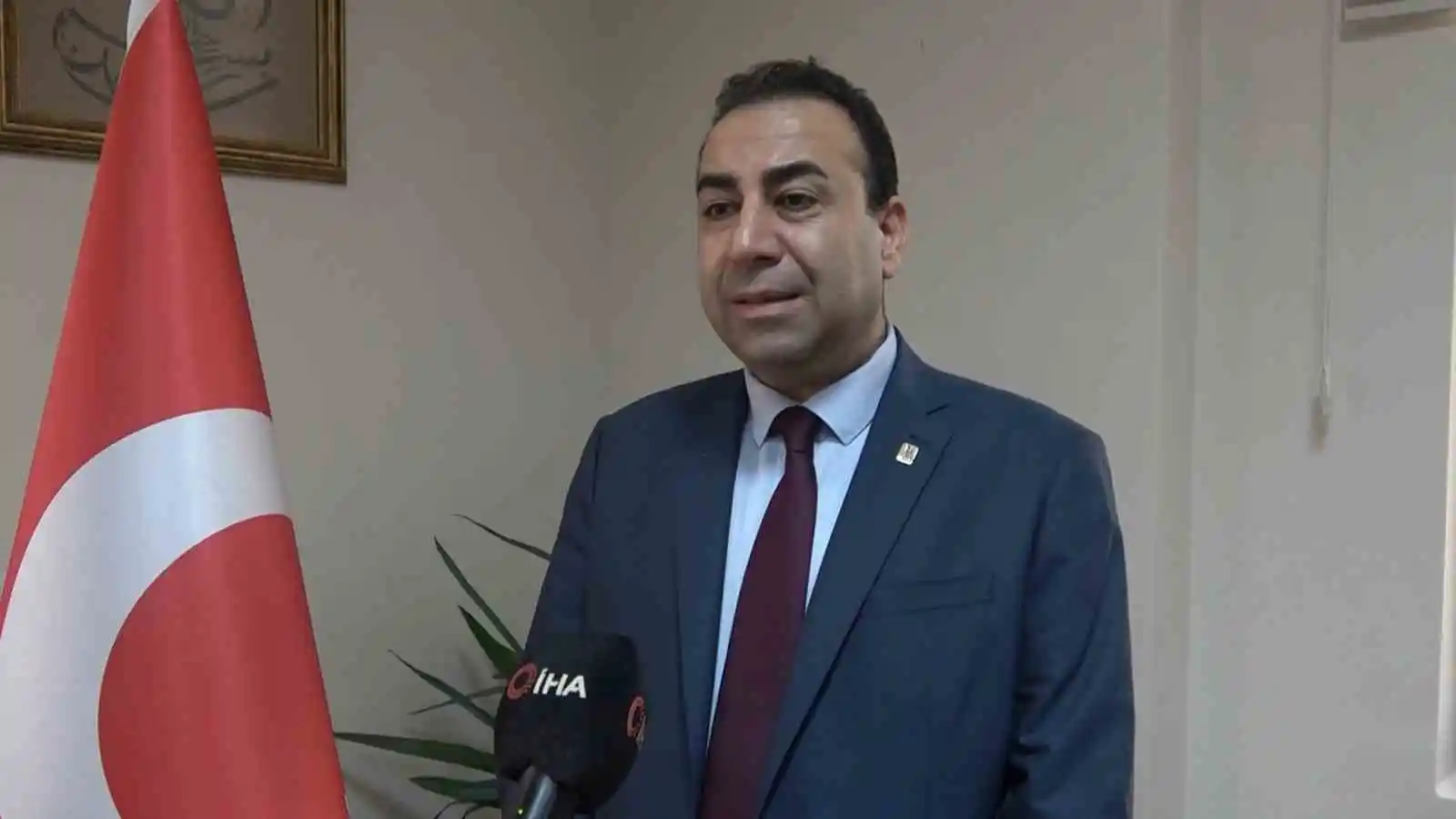 Prof. Dr. Arıca: "Elektronik sigara masum değil, normal sigaradan çok daha zararlı"