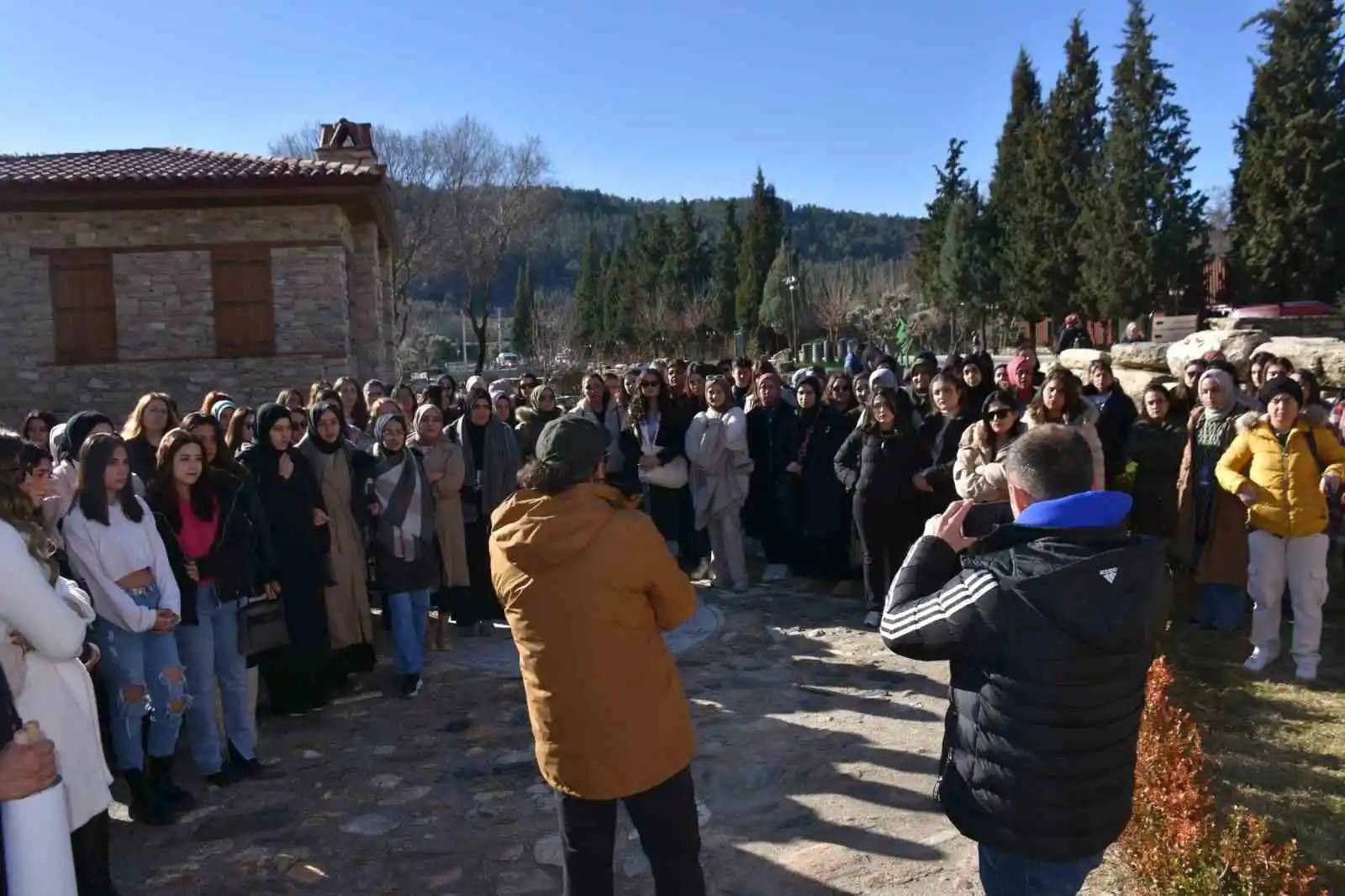 Psikolojik Kampının dördüncü gününde Stratonikeia Antik Kentini gezdiler
