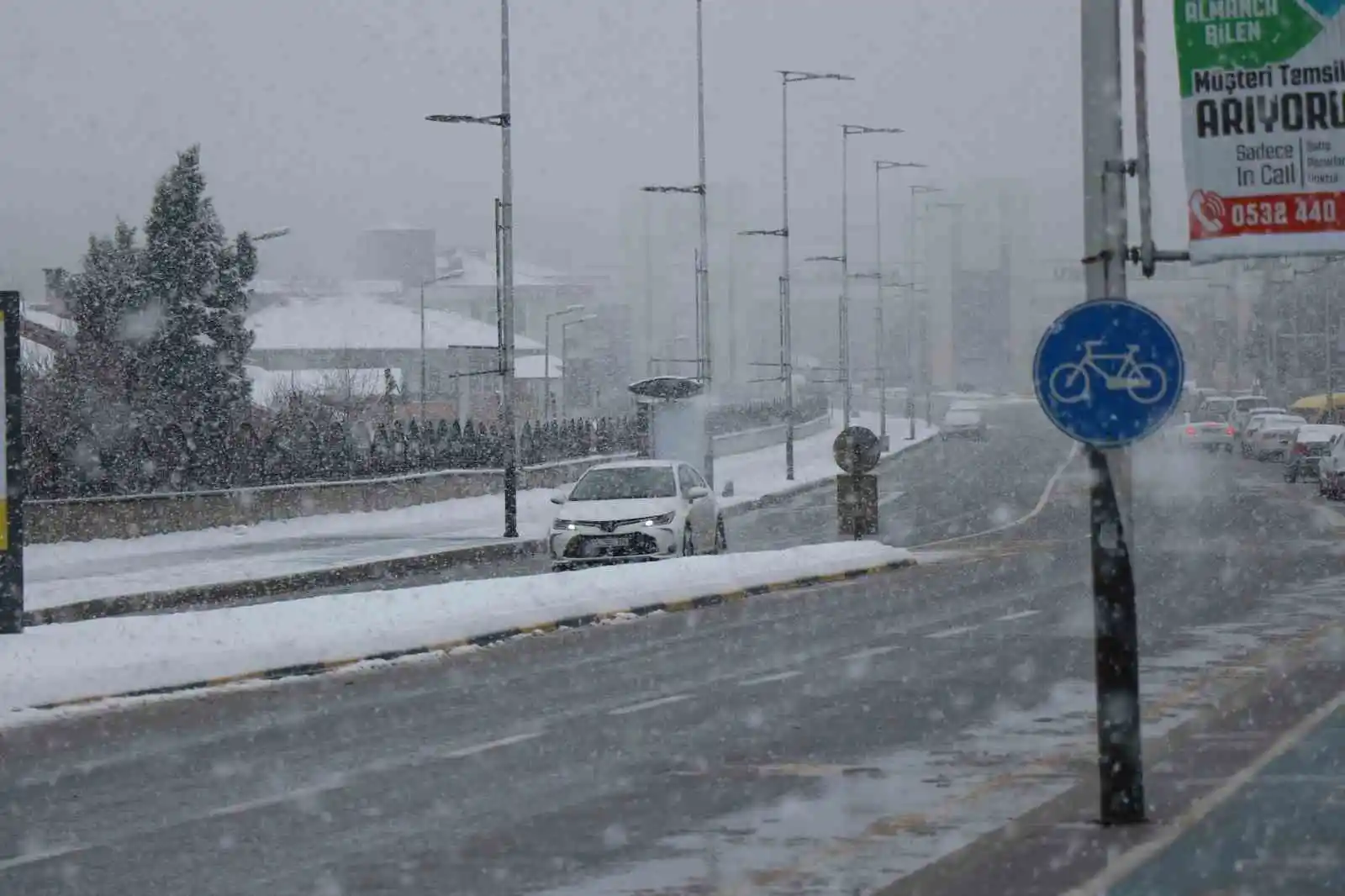 Sakarya’da kar yağışı etkili oluyor