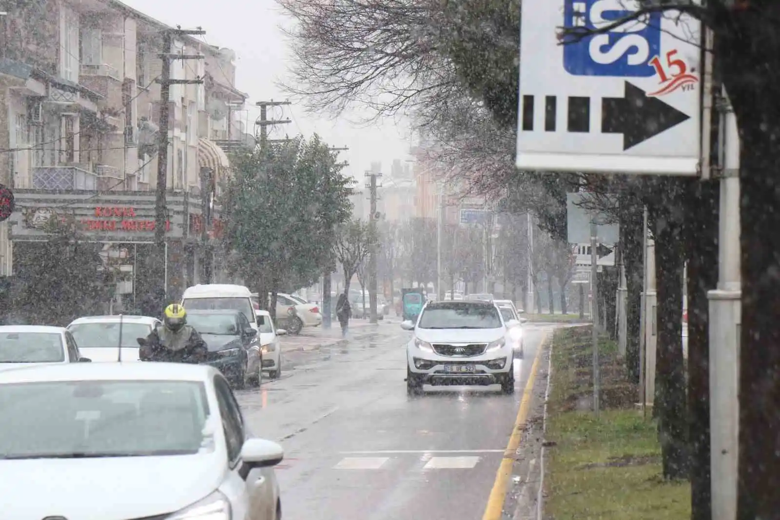 Sakarya’da kar yağışı etkili oluyor